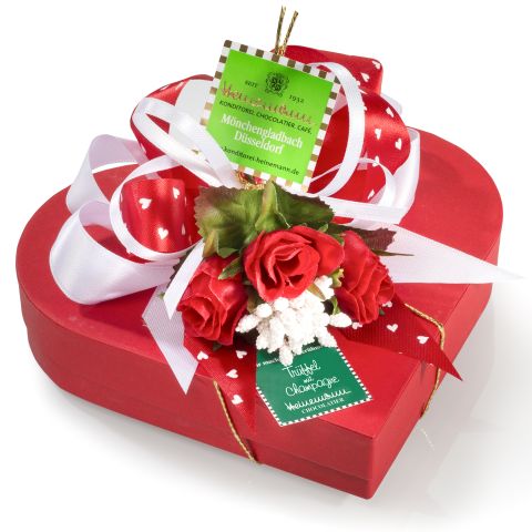Red heart box